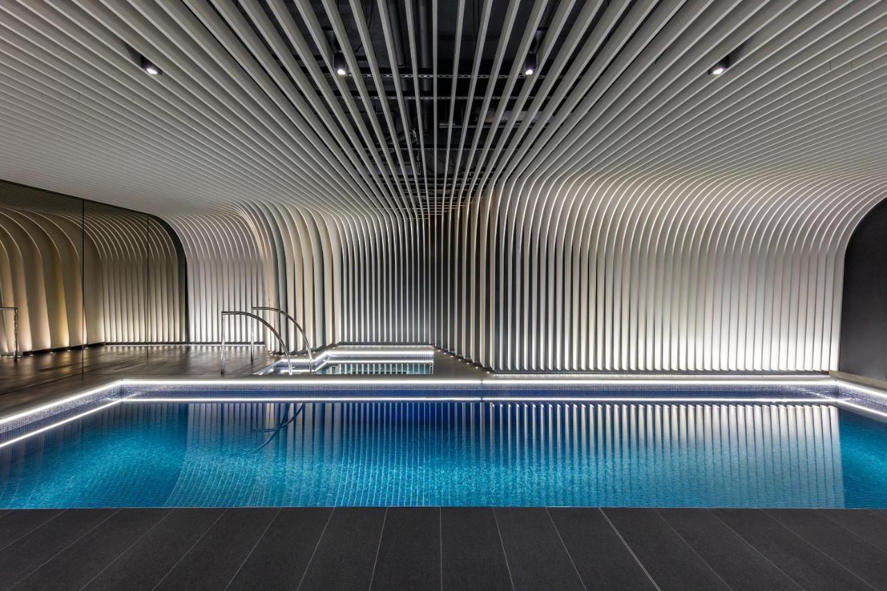 Skye Suites Sydney Eksteriør bilde The pool at The Standard London