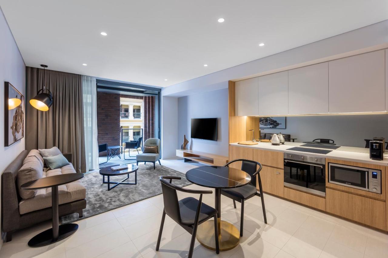 Skye Suites Sydney Eksteriør bilde A typical apartment at The Standard London