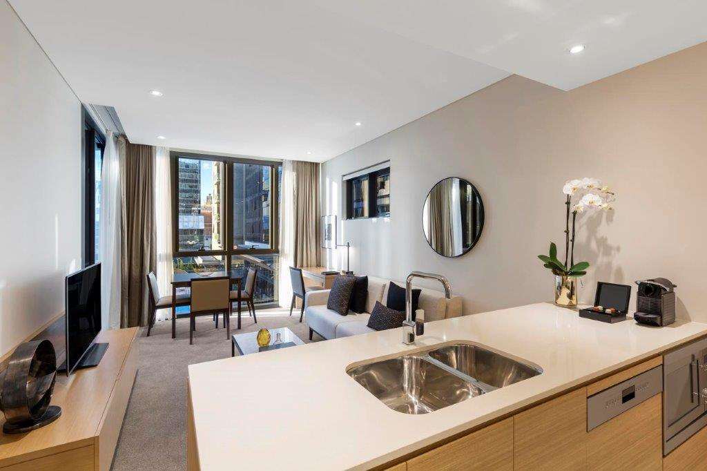 Skye Suites Sydney Rom bilde A typical apartment interior